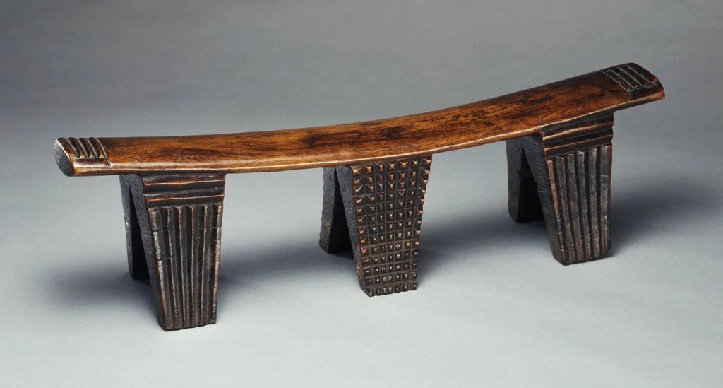 Wooden Zulu headrest from South Africa, late nineteenth to twentieth century, with three carved supports, Princeton University Art Museum 1998-538