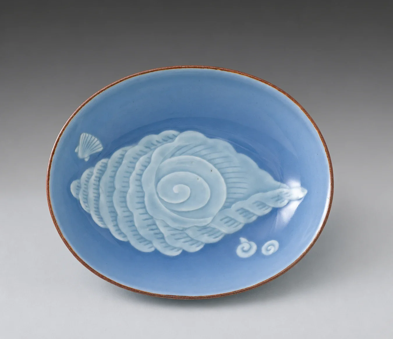 AI interpretation of Seifū shell dish.