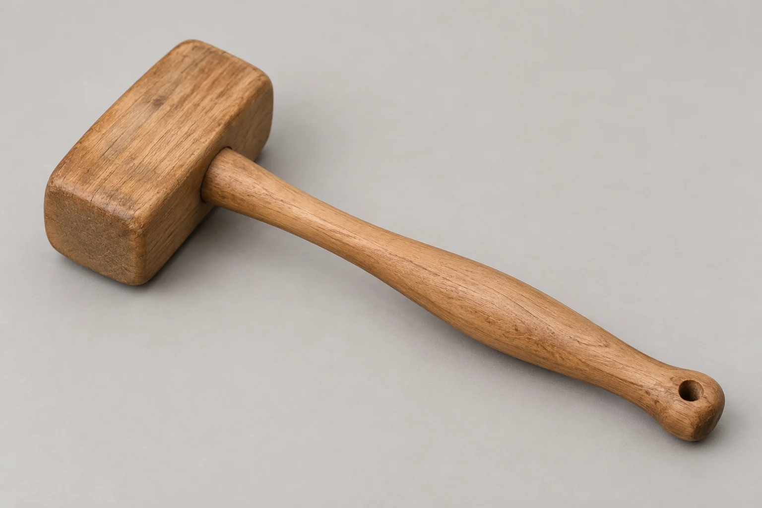 Generated contextual study of Noyes’s illustrated wooden mallet.