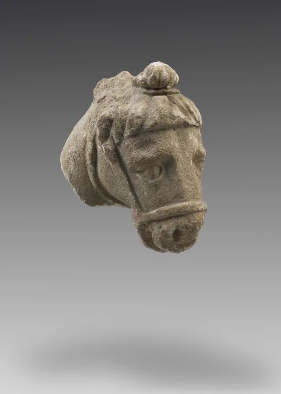 Valahassa Jataka horse-head fragment, Gandhara,100–300CE
