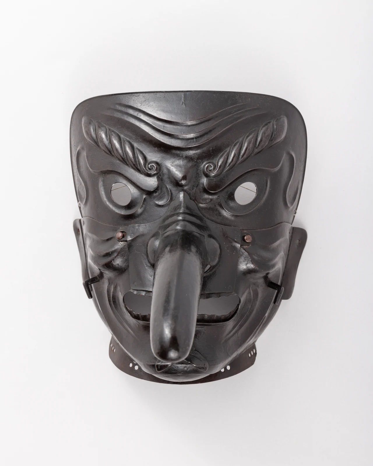 Long-nosed tengu full-face armor mask in lacquered iron, early eighteenth century