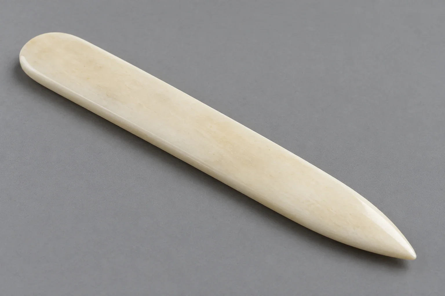 Bone folder