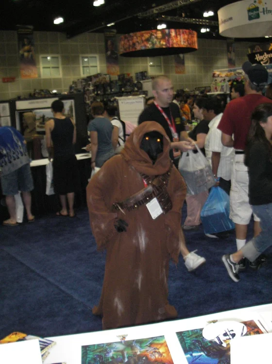 Jawa cosplayer at Star Wars Celebration